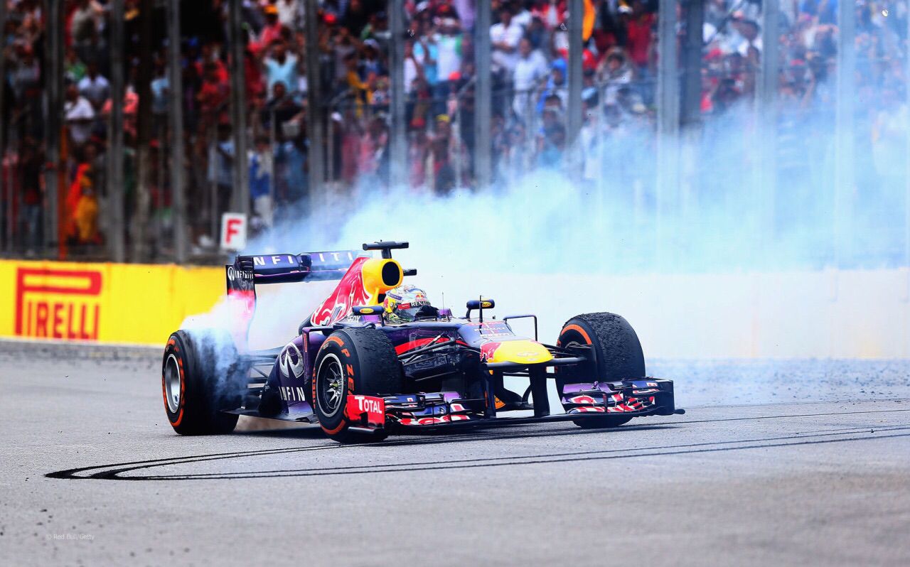 Playeras y Polos Red Bull Racing