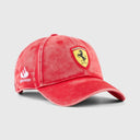 Gorra del Equipo Ferrari Edición Desert Sun 2024